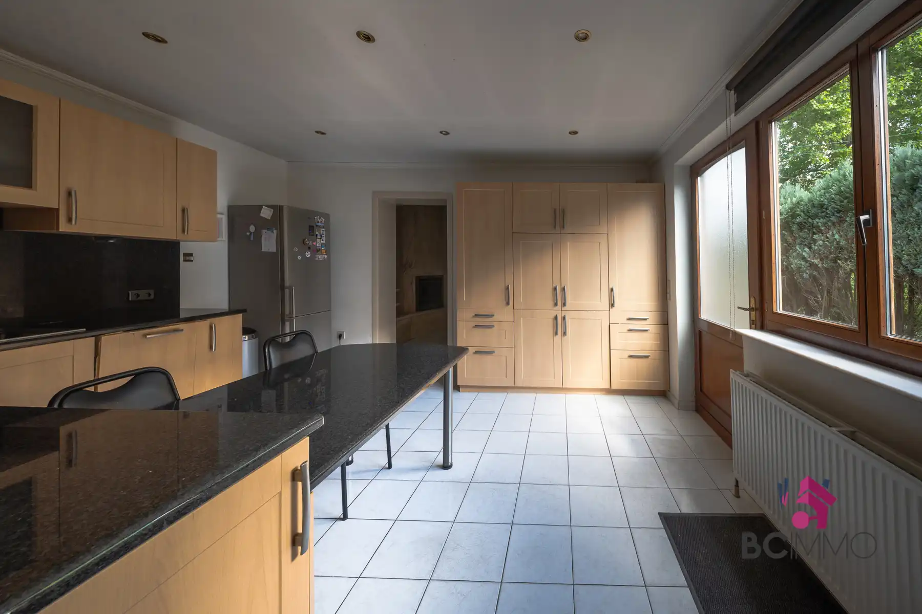 Halfopen woning in groene woonwijk  foto 9