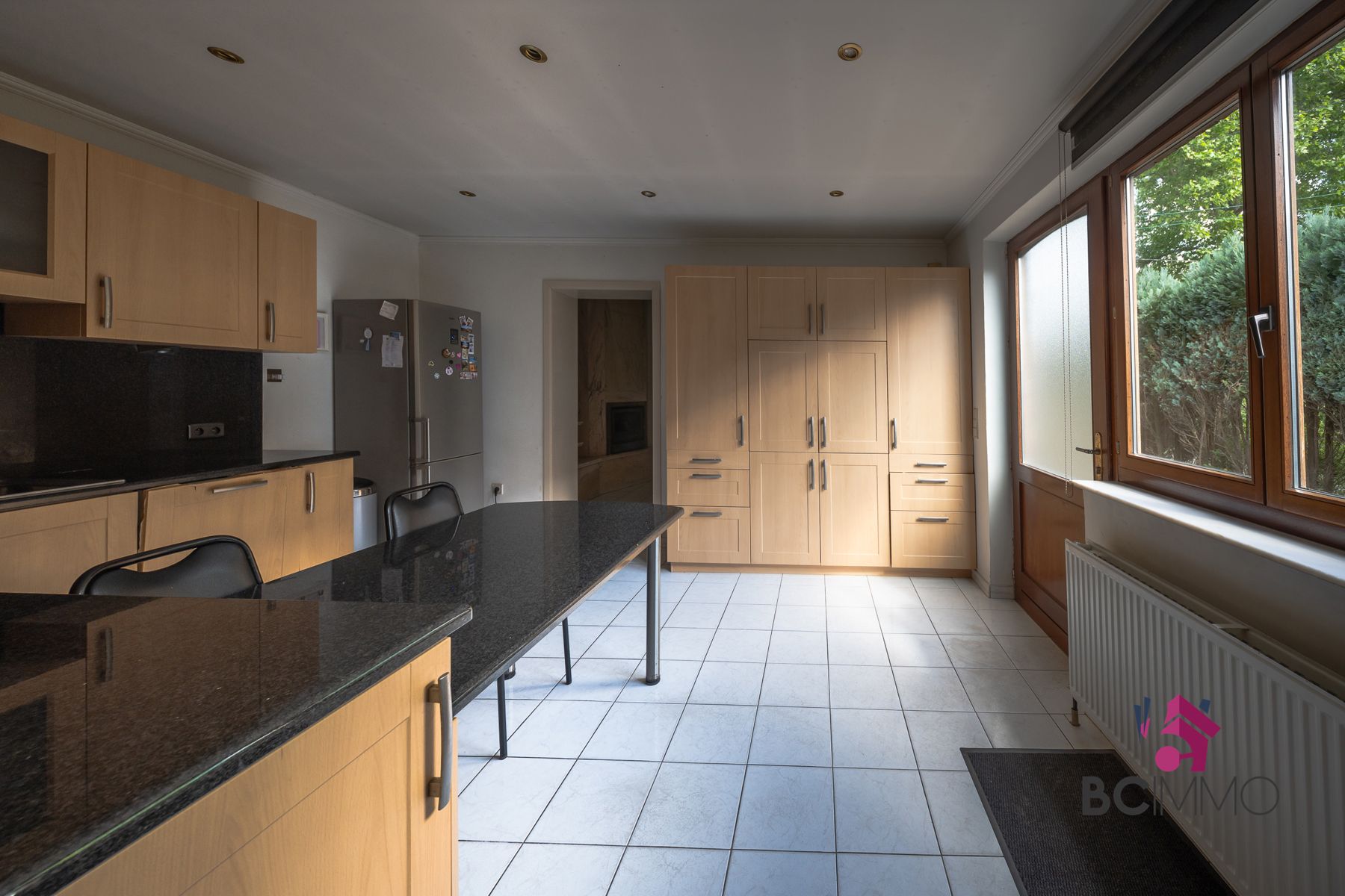 Halfopen woning in groene woonwijk  foto 9