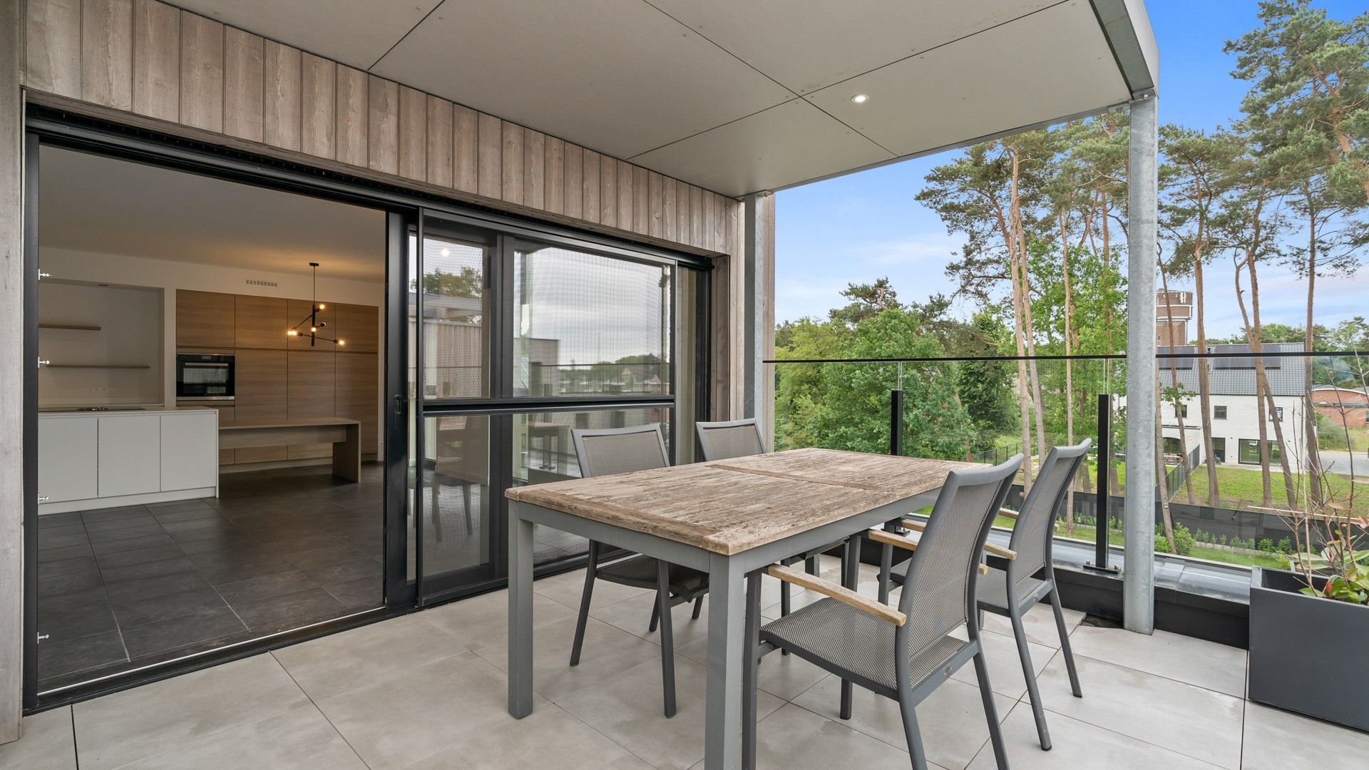 Penthouse met 2 slpkrs en riant terras van  58,74m² in Genk foto 17