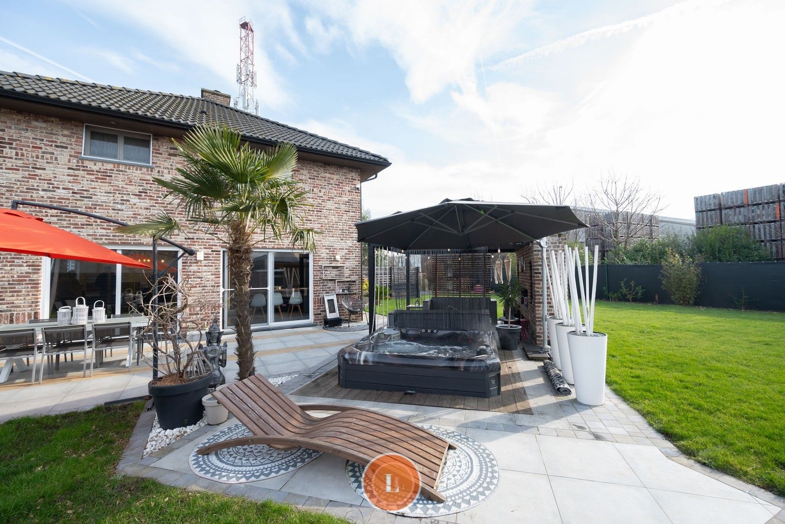 Instapklare villa met 4 slaapkamers op perceel van 1053m². foto 29