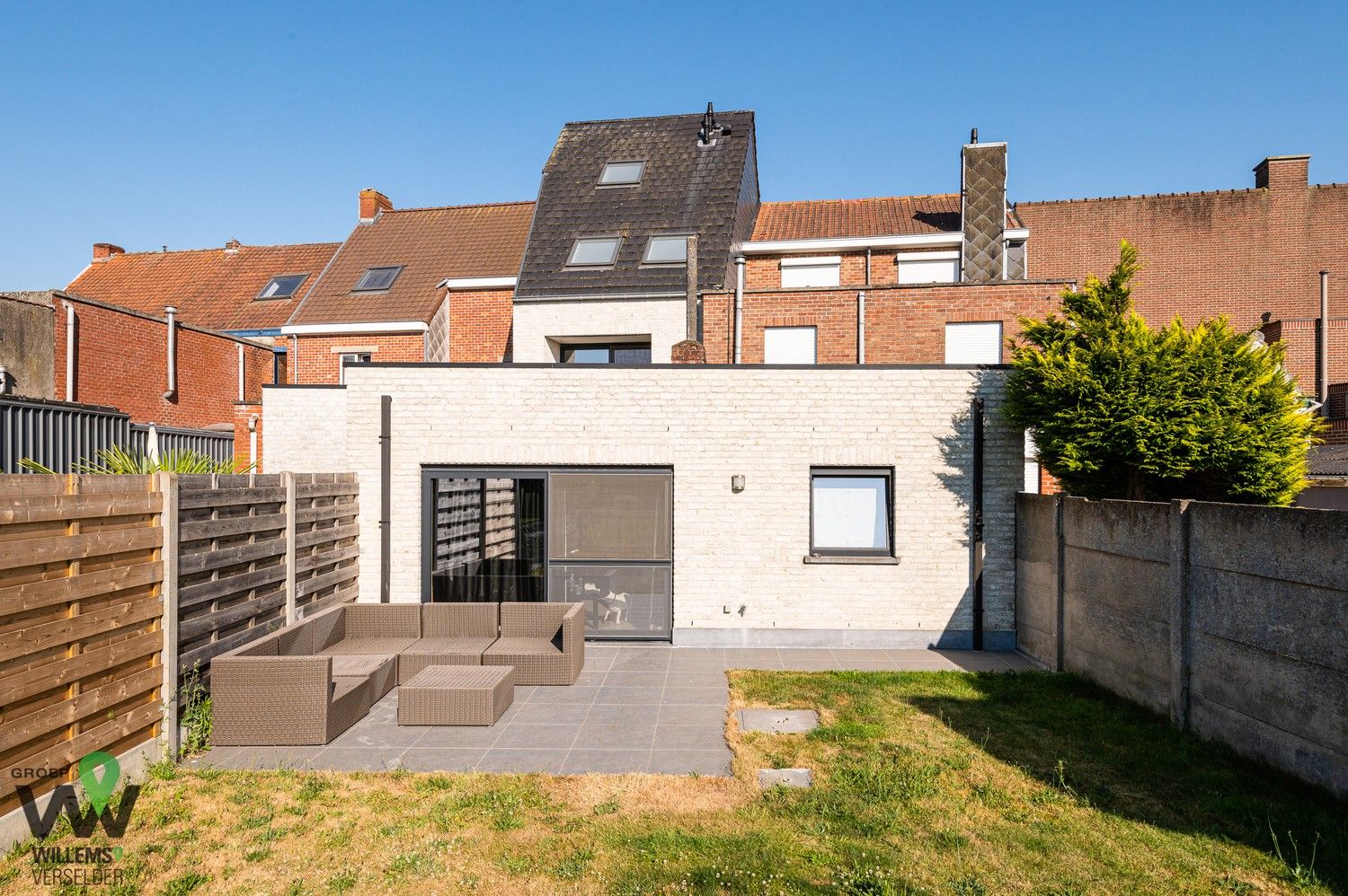 Recent gelijkvloers appartement met ruime tuin foto 23