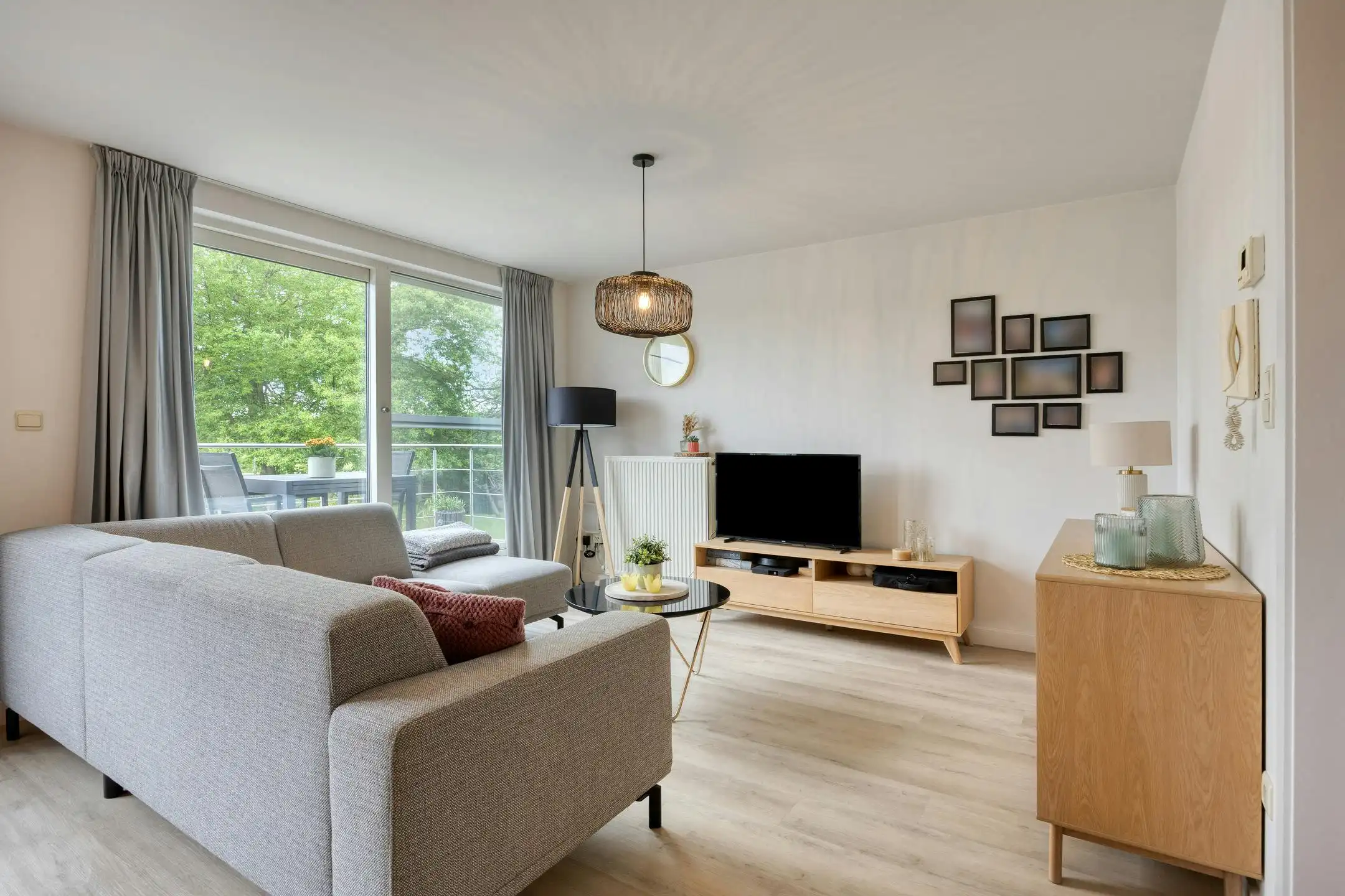 Instapklaar appartement met twee slaapkamers in Wuustwezel! foto 5