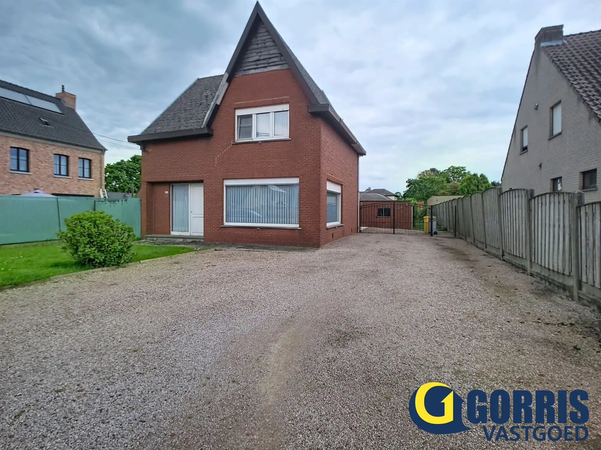 Te renoveren woning met ruime tuin in het centrum van Hulshout foto 13
