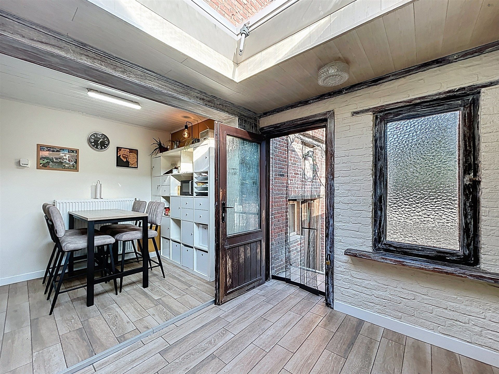 Half open bebouwing met 3 slaapkamers en 3 garages op perceel van 235m²  foto 5