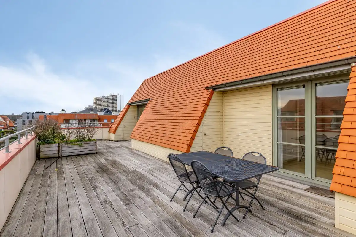 Penthouse met 3 slaapkamers en terras (67m²) vlakbij zee foto 2