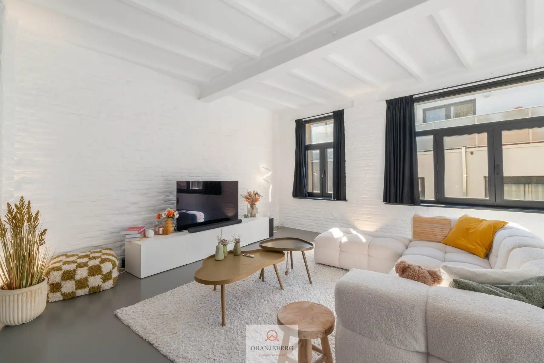 Uniek appartement in historisch gebouw foto 4