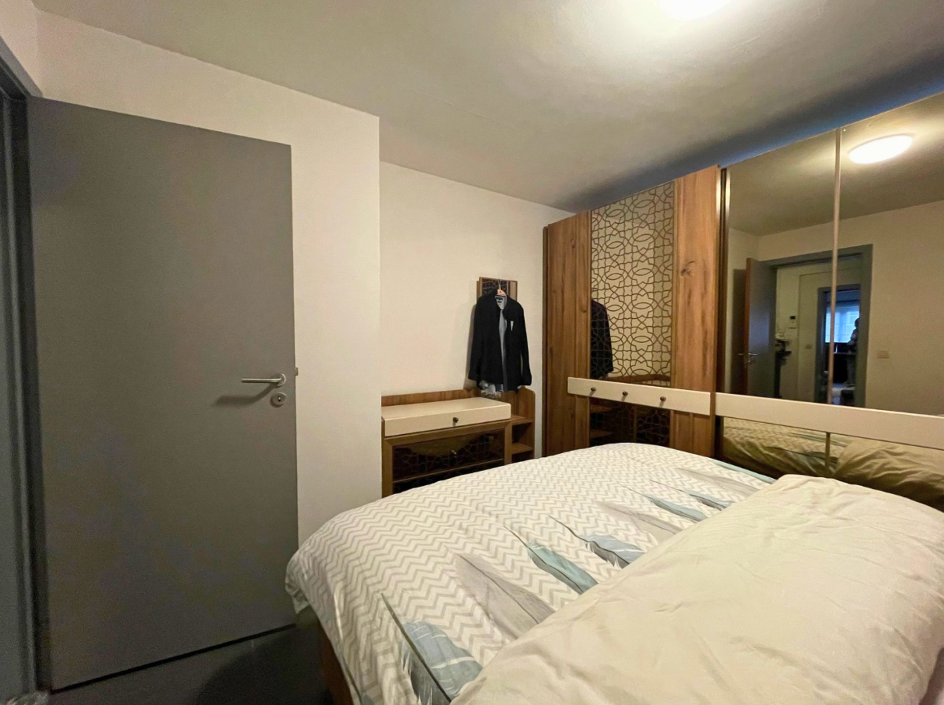 Appartementsgebouw op uitstekende locatie foto 18