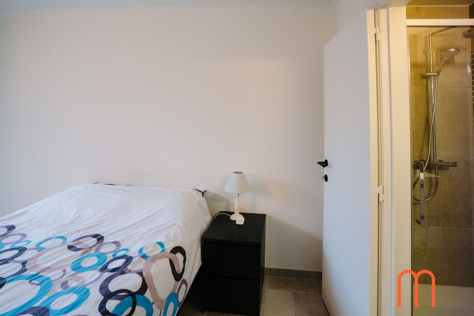 Prachtig gerenoveerd appartement met 2 slaapkamers te huur in Oostende foto 11