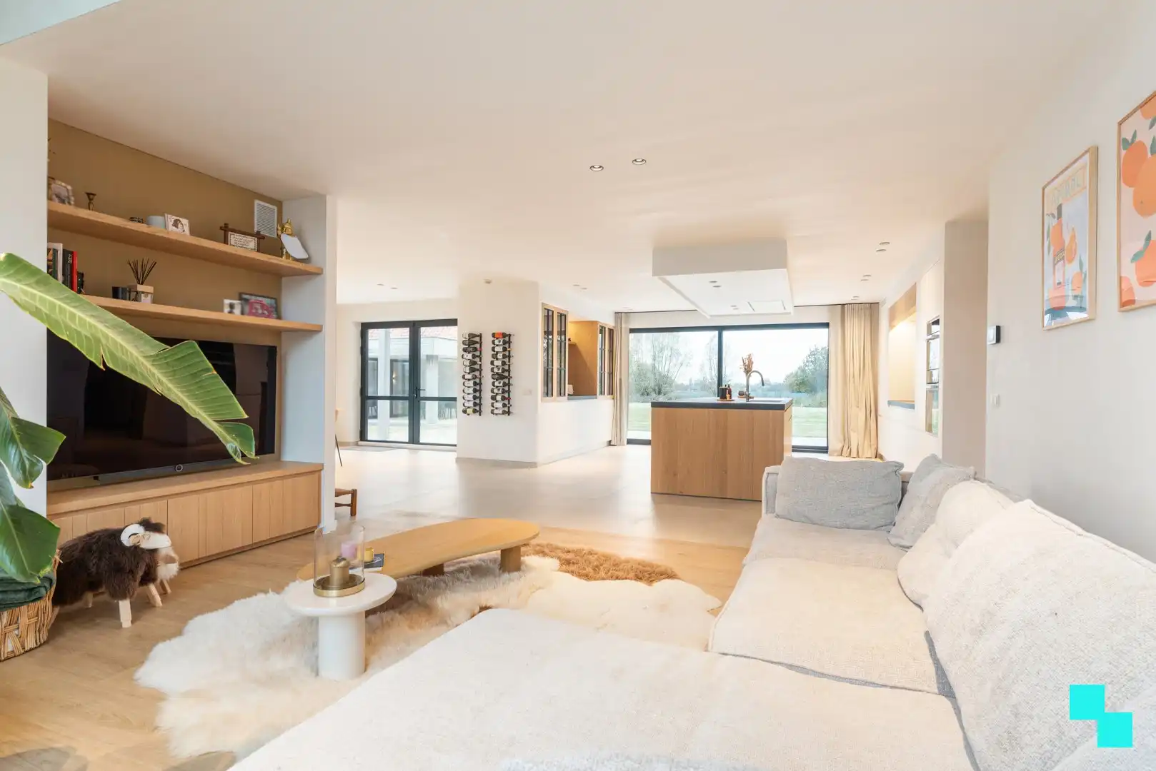 Landelijk gelegen te Ardooie: unieke nieuwbouwwoning (2023) met twee bijgebouwen op een perceel van 5.000 m² foto 8