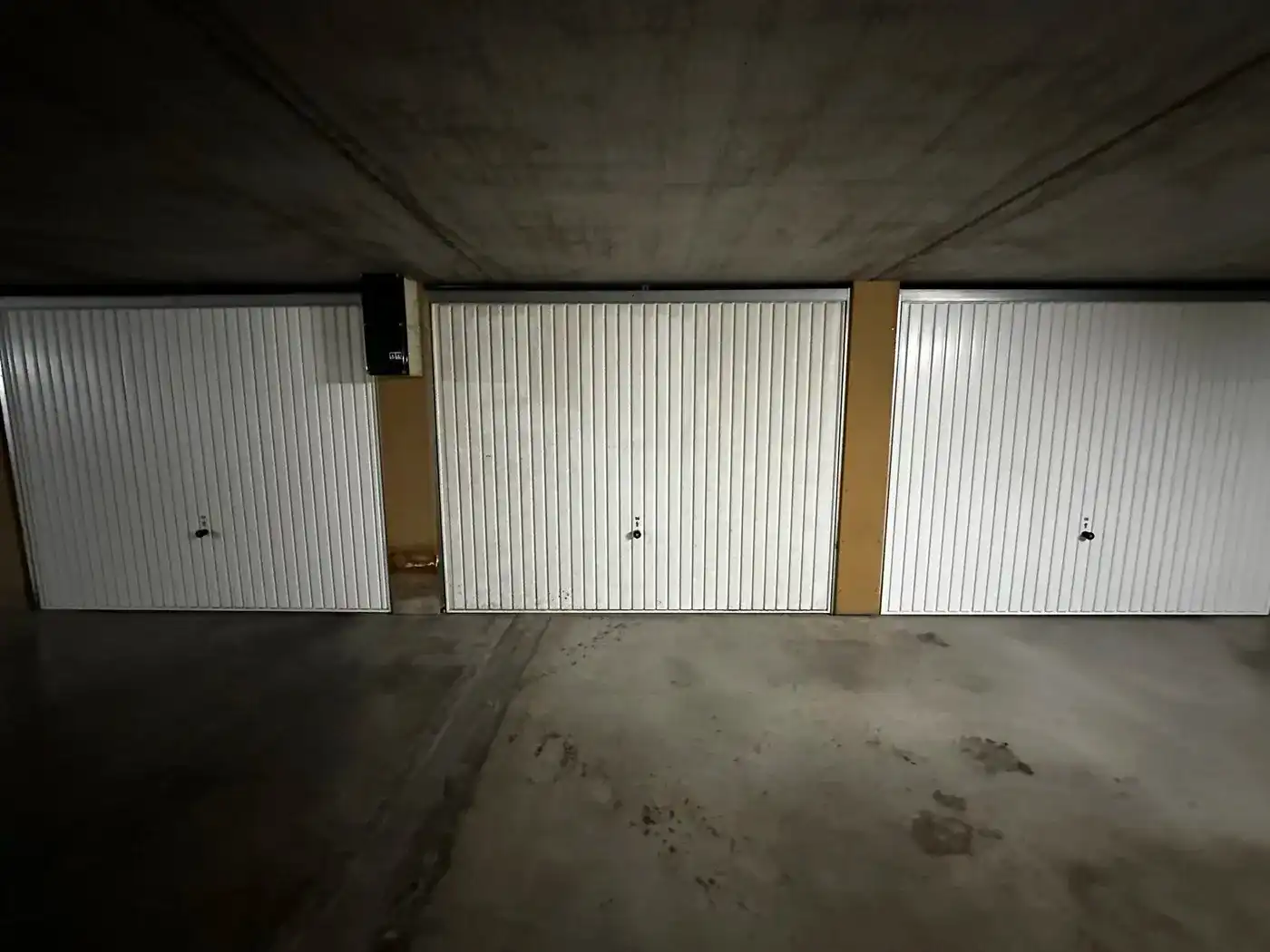 Ondergrondse garagebox te huur – Astridlaan 34, Blankenberge foto 2