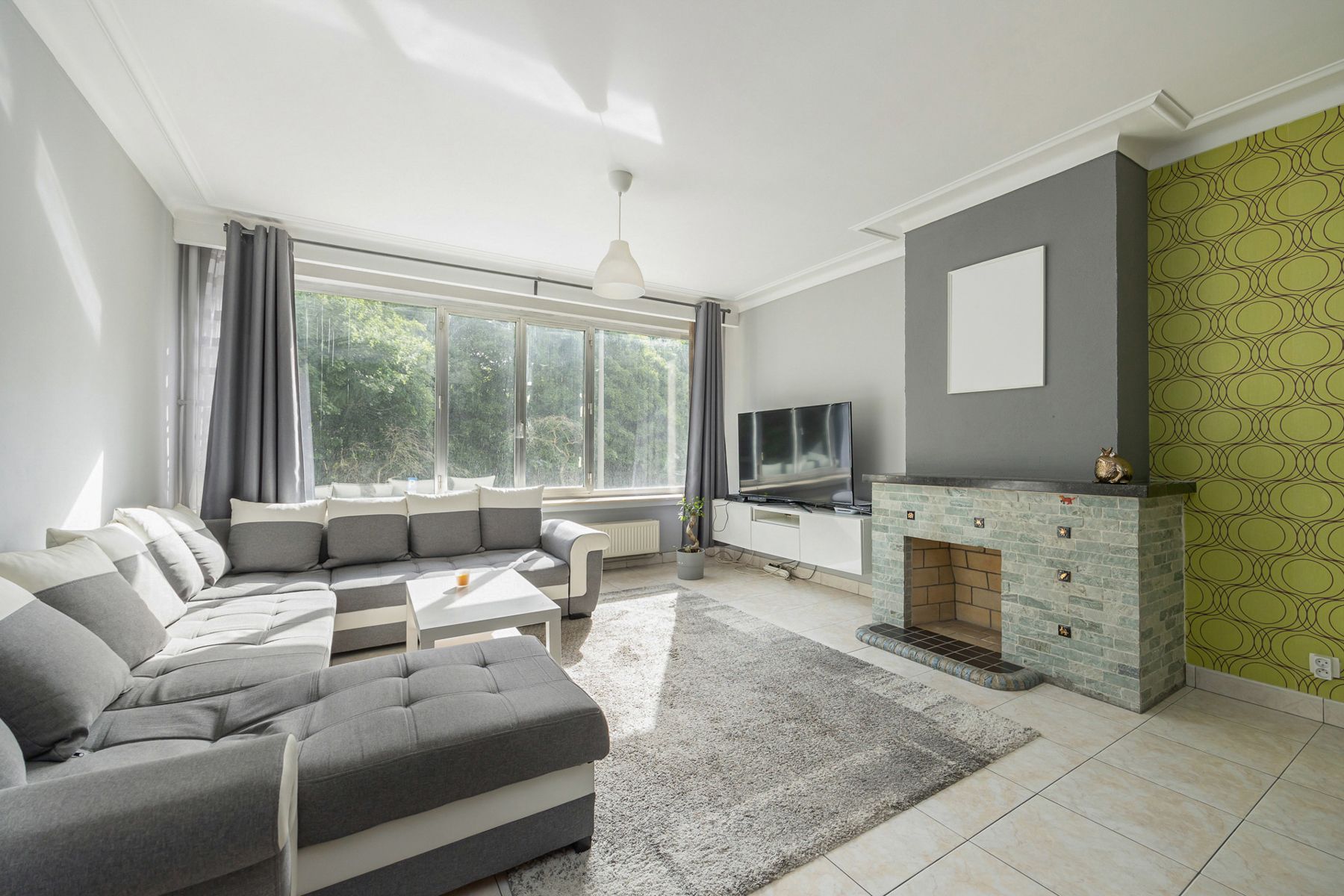 Instapklaar appartement te koop in Deurne nabij Rivierenhof foto 2
