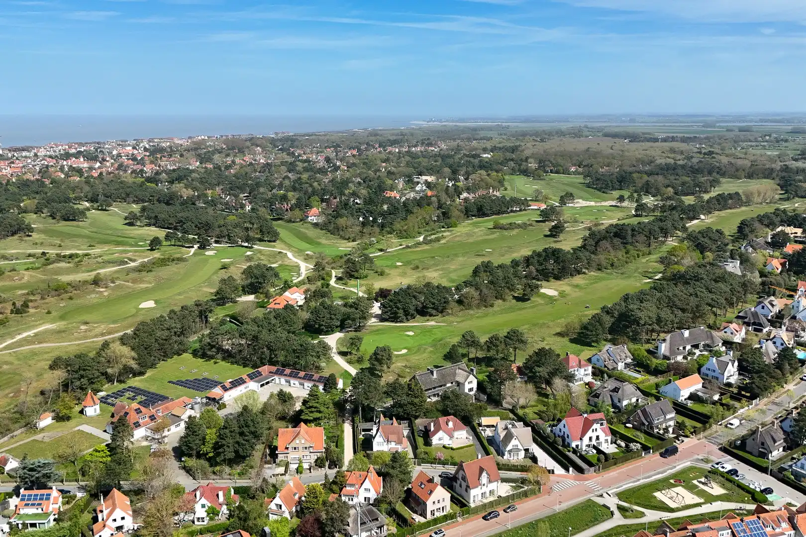 Exclusieve bouwgrond van ca. 916 m, gelegen op een toplocatie in het Zoute. foto 4