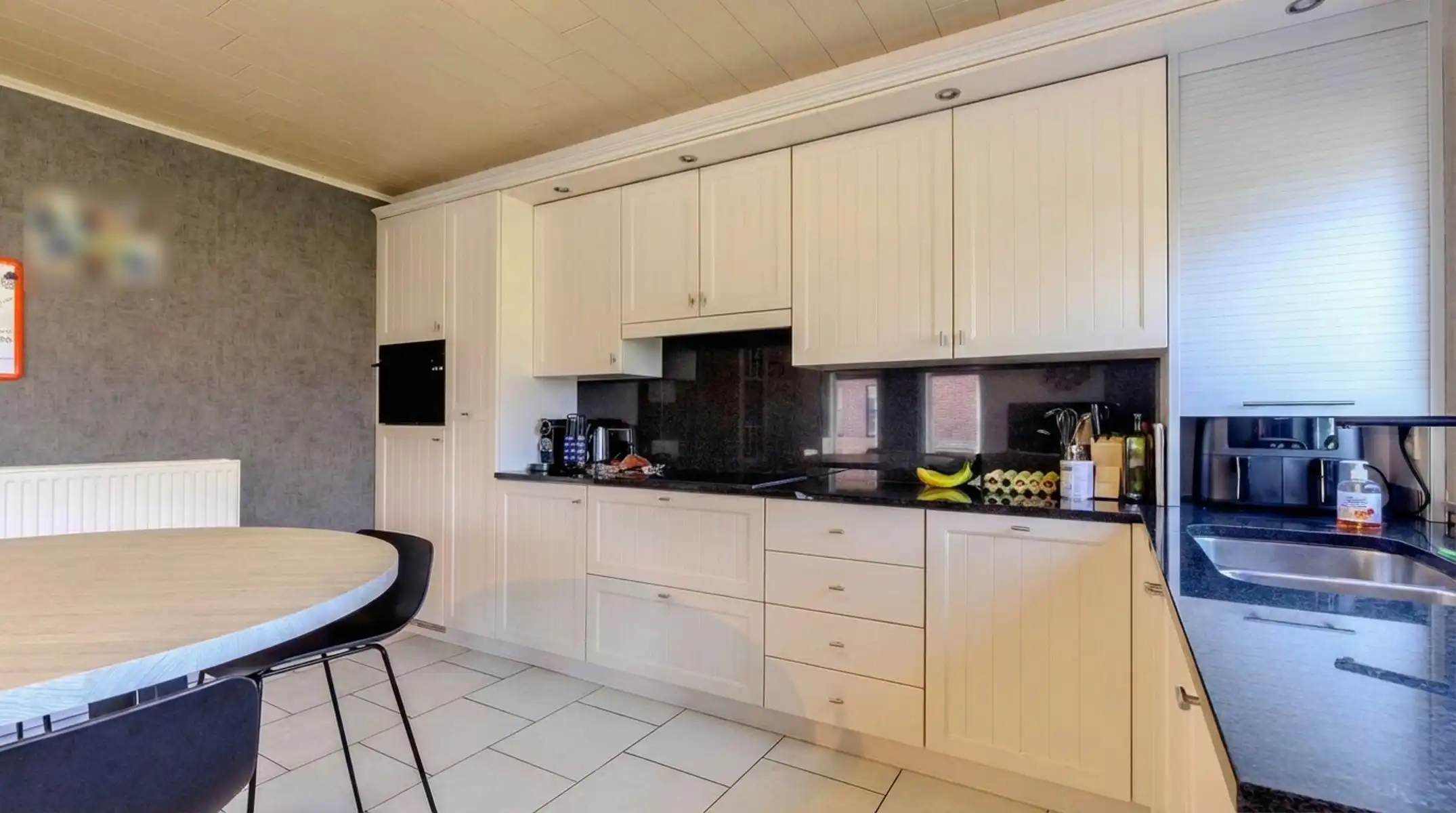 Zeer energiezuinige woning met 5 slpks op ca. 769 m² grond.  foto 4