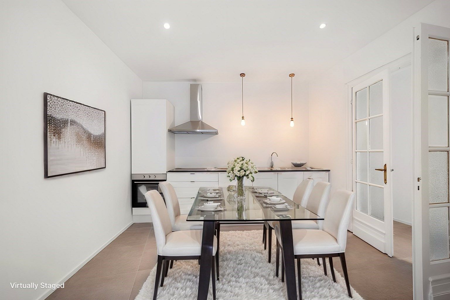 Gerenoveerde woning met mogelijks 4 kamers en terras foto 2