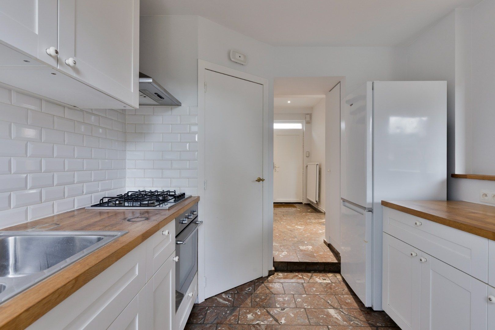 Gezellige gezinswoning met 3 slaapkamers en tuin - 1640 SINT-GENESIUS-RODE foto 9