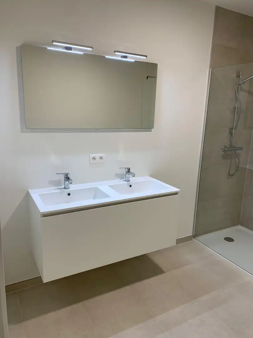 ✨ Exclusief nieuwbouw appartement,  gelijkvloers met zeer mooi terras . foto 10