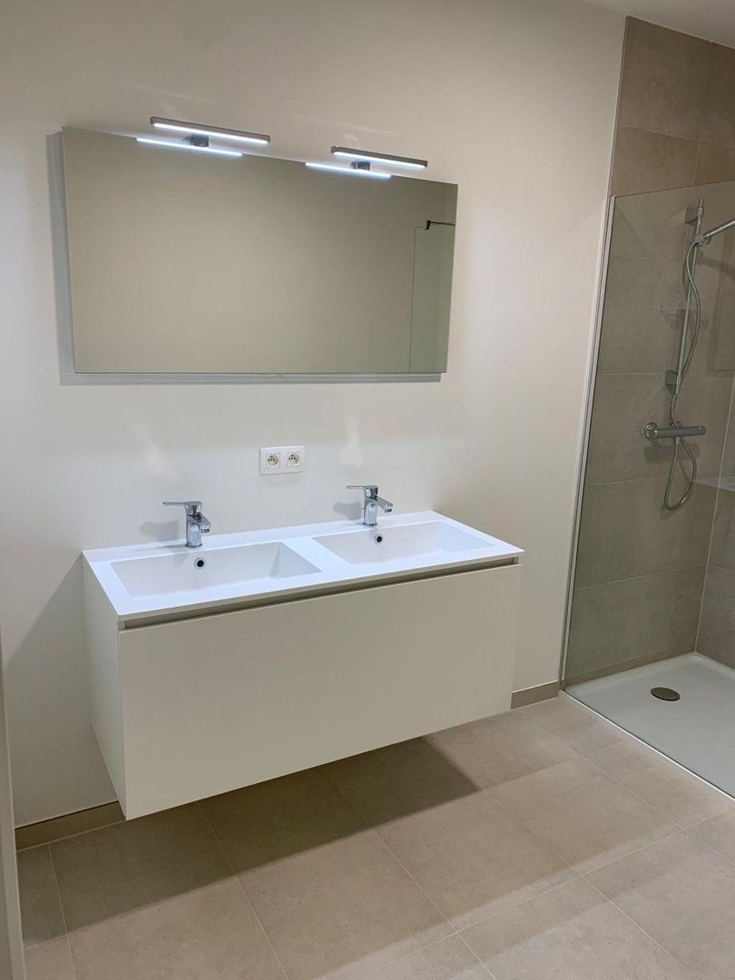 ✨ Exclusief nieuwbouw appartement,  gelijkvloers met zeer mooi terras . foto 10