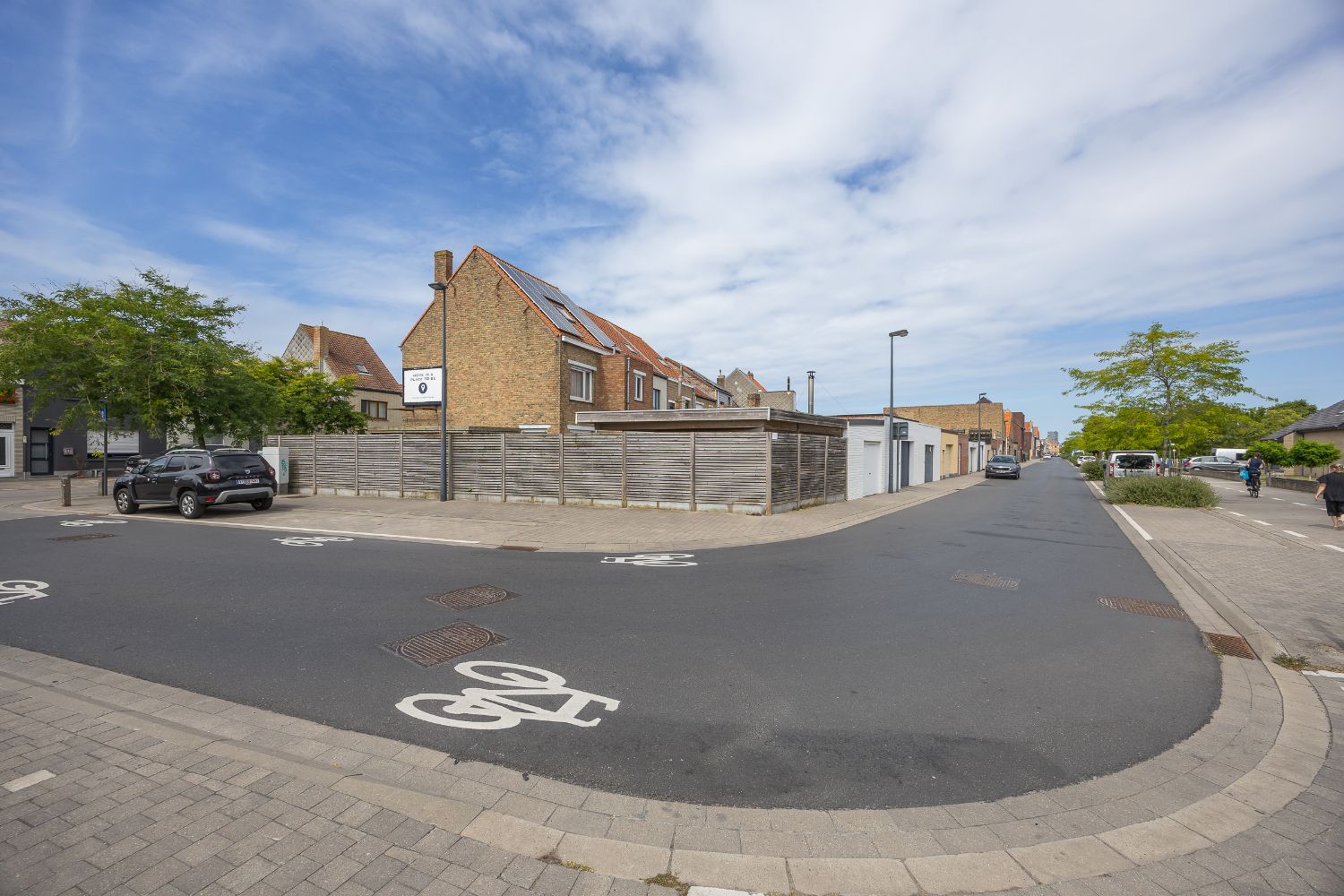 Halfopen bebouwing met garage! foto 34