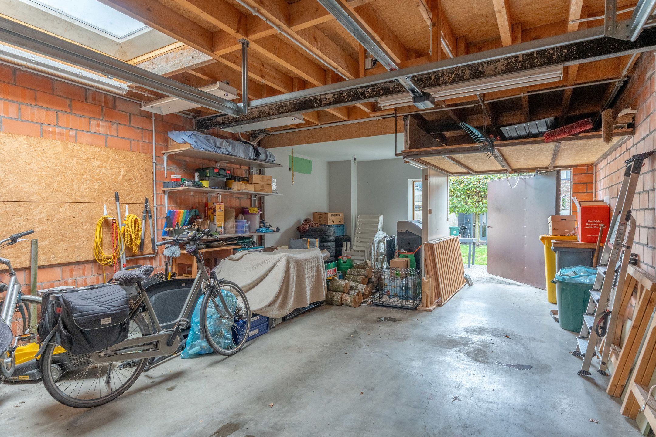 Instapklare 3slpk woning met tuin en garage te Turnhout. foto 31