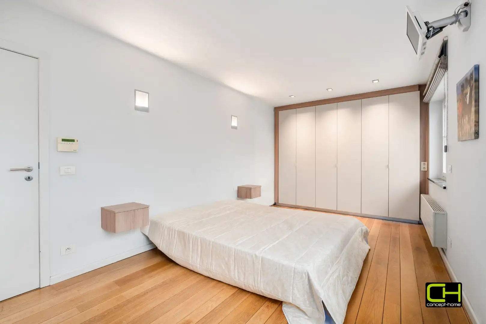 Ruime woning op een perceel van 4.949 m² te koop in Lievegem foto 9