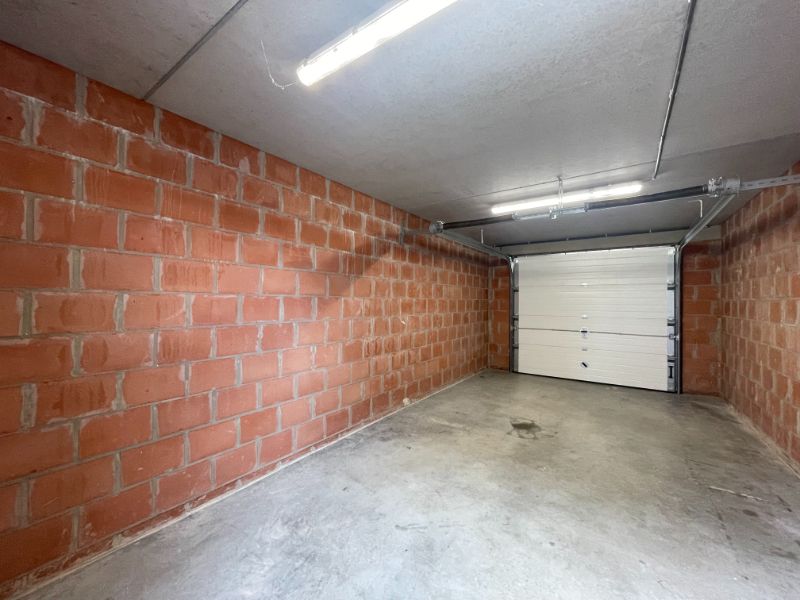 Instapklare woning met terras en garage in hartje Aspelare foto 19