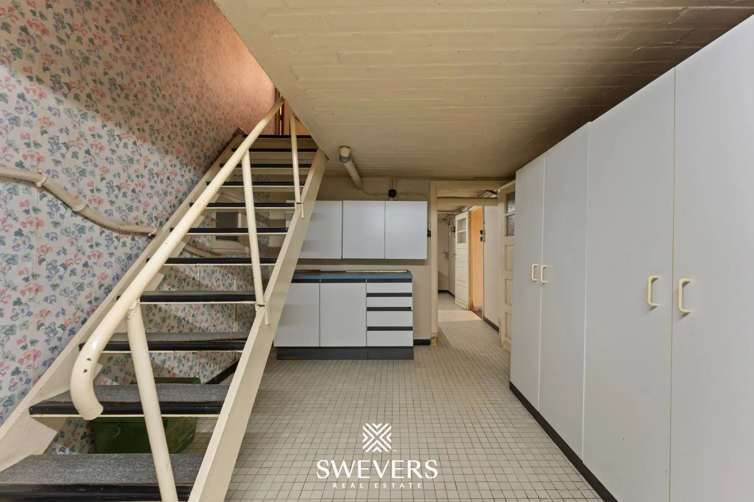 Karaktervolle halfopen bebouwing met uitzonderlijk potentieel en zonnige tuin nabij Hasselt centrum foto 25