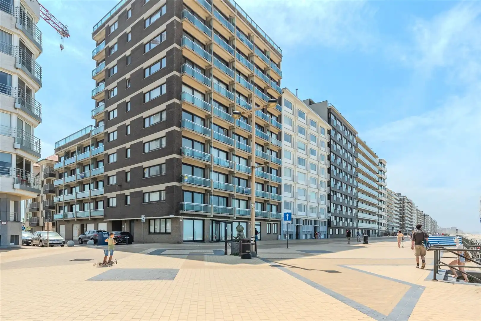 Studio met frontaal zeezicht foto 18
