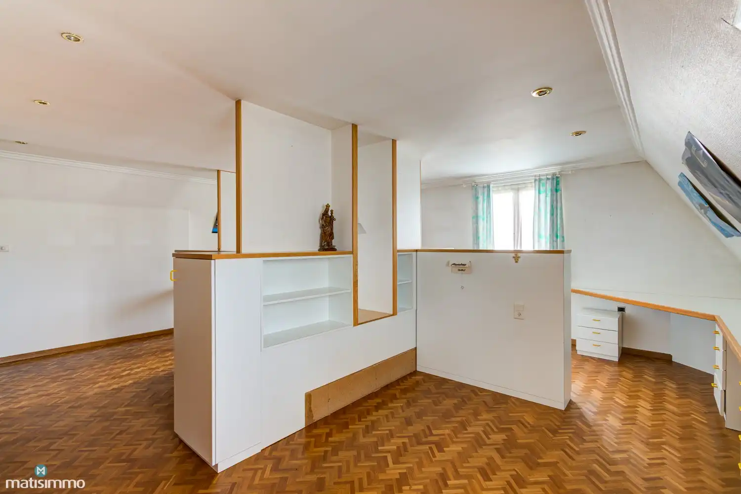 RIANTE VILLA MET CHARMANTE UITSTRALING ALS LANDHUIS OP ZEER RUIM PERCEEL IN WELLEN foto 22