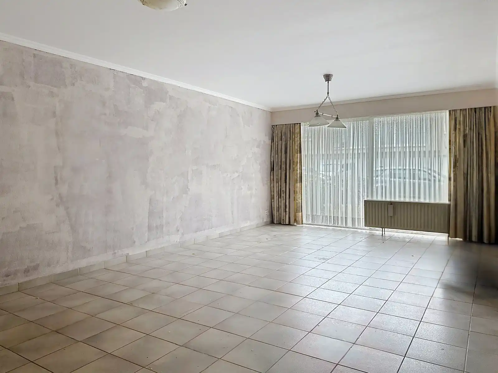 Centraal gelegen gelijkvloersappartement met één slaapkamer foto 3