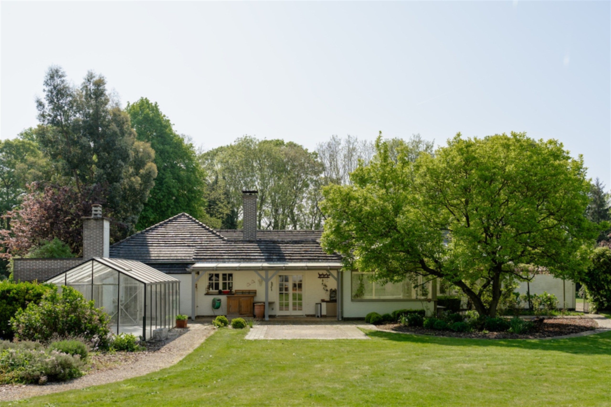 Opportuniteit! Eigendom op 1 Ha met buitengewone privileges foto 4