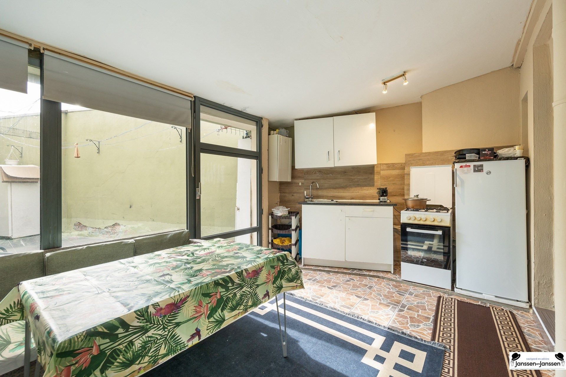 Ruime instapklare woning met 3 à 4 slaapkamers in 2060 Antwerpen! foto 14