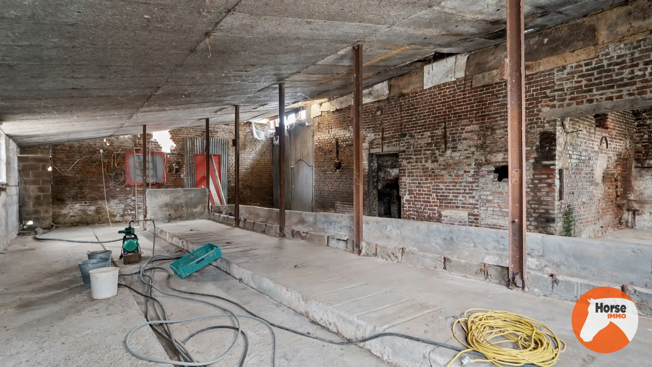 ERPE-MERE - Charmante hoeve met ruime loods op 1,33HA foto 26
