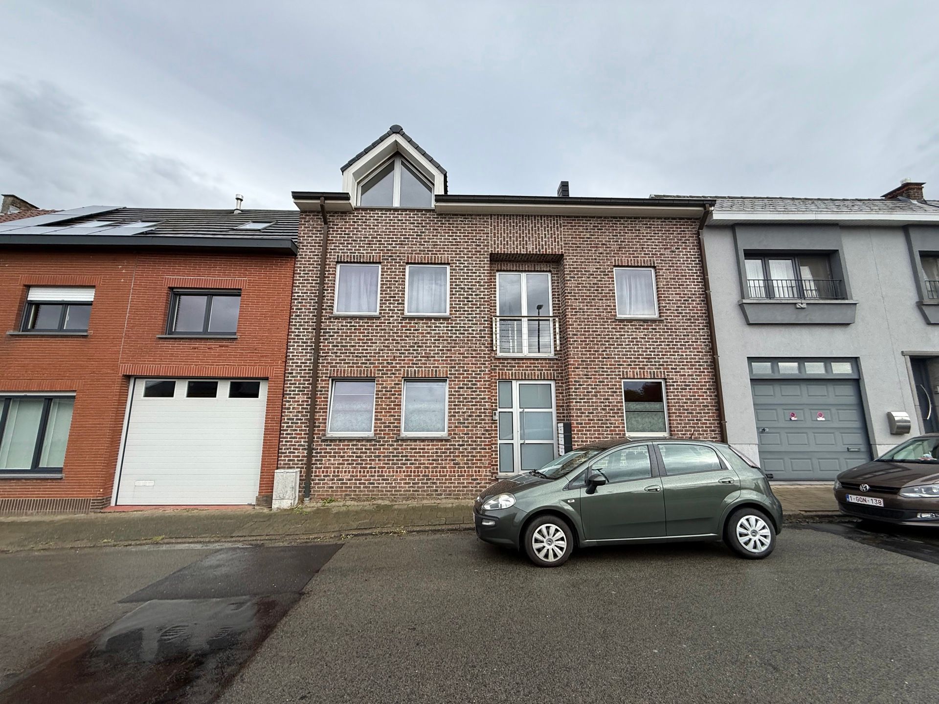 BURST - Dakappartement vlakbij het station. foto {{pictureIndex}}