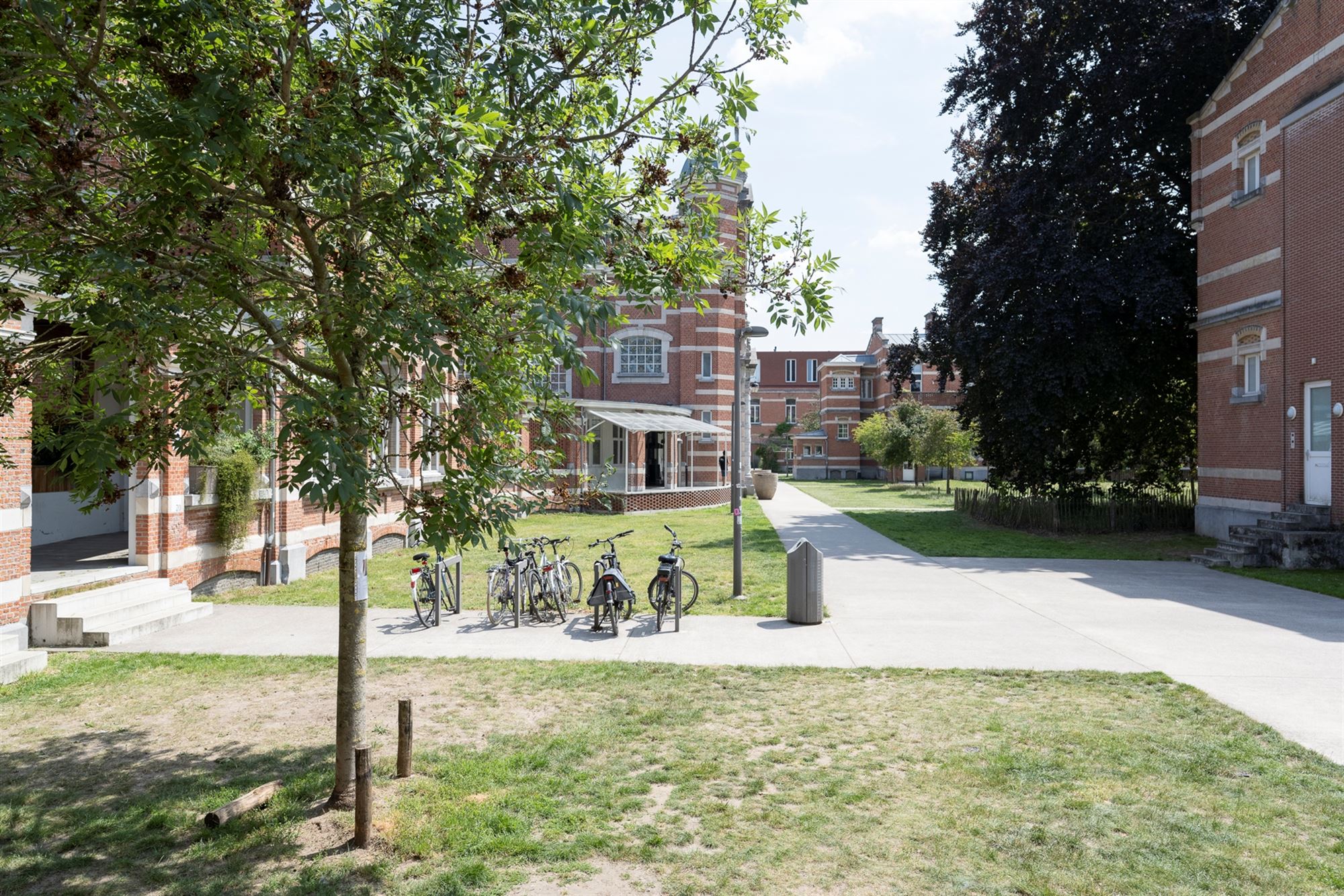 Karaktervolle stadswoning met zicht op het PAKT foto 33