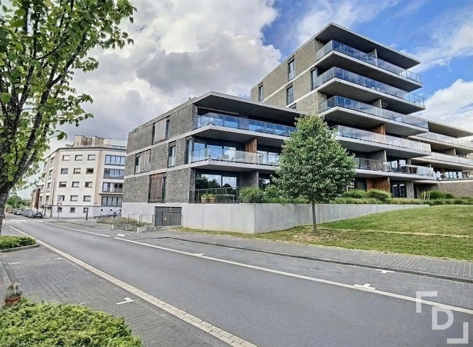 Energiezuining appartement met tuin en parkeerplaats foto 17