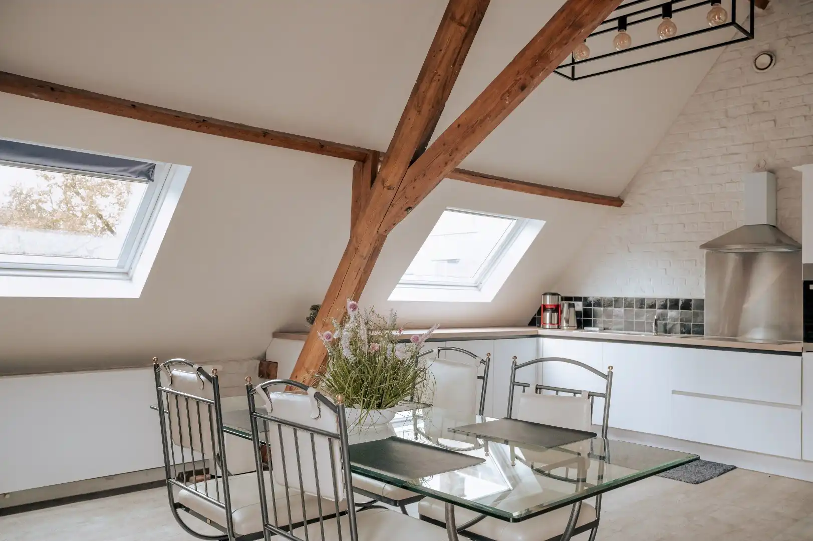 Prachtig duplexappartement in hartje Ieper foto 12