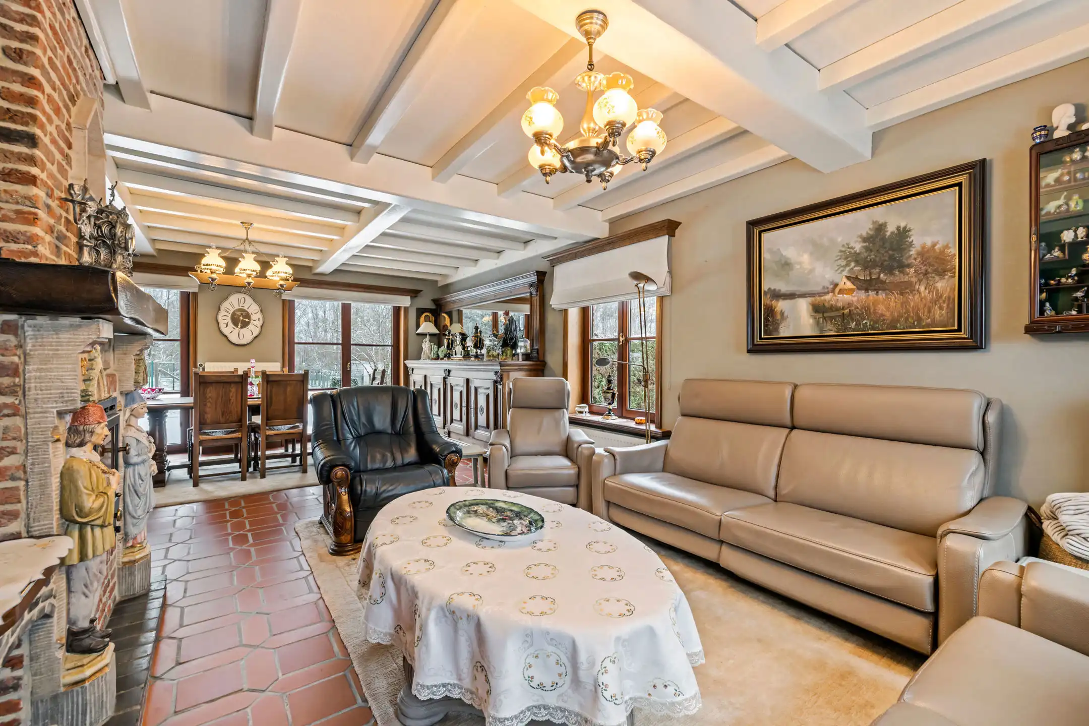 Statige villa 4 (5) slpk met grote tuin foto 19