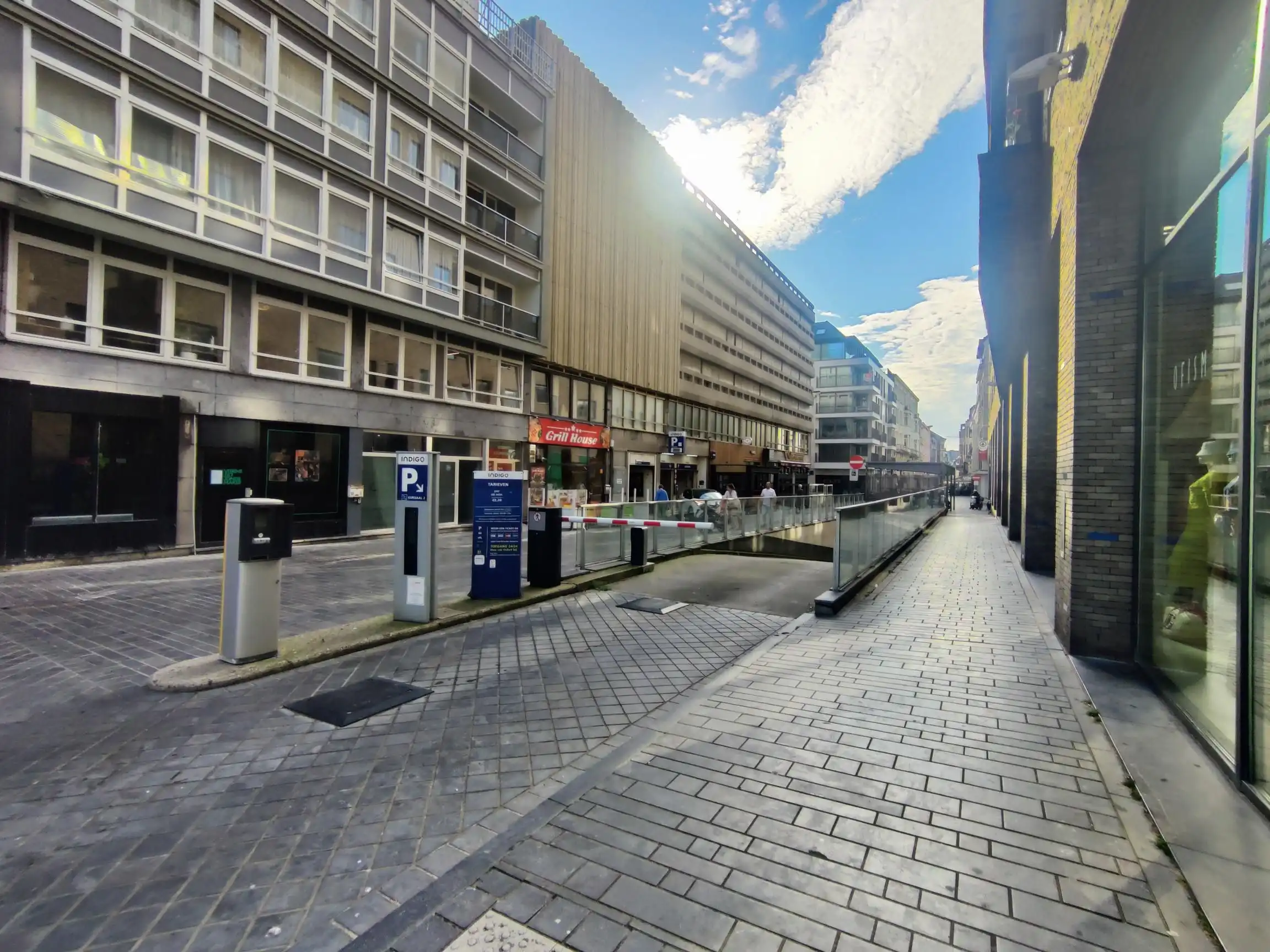 Handelspand met woonst (2-SLPK appartement) ! Hartje Oostende! foto 16