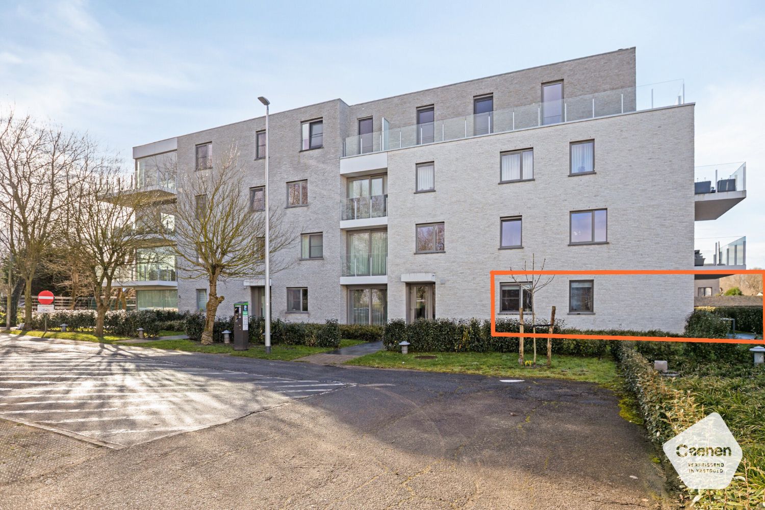 Instapklaar gelijkvloersappartement met tuin en terras in De Panne! foto 3