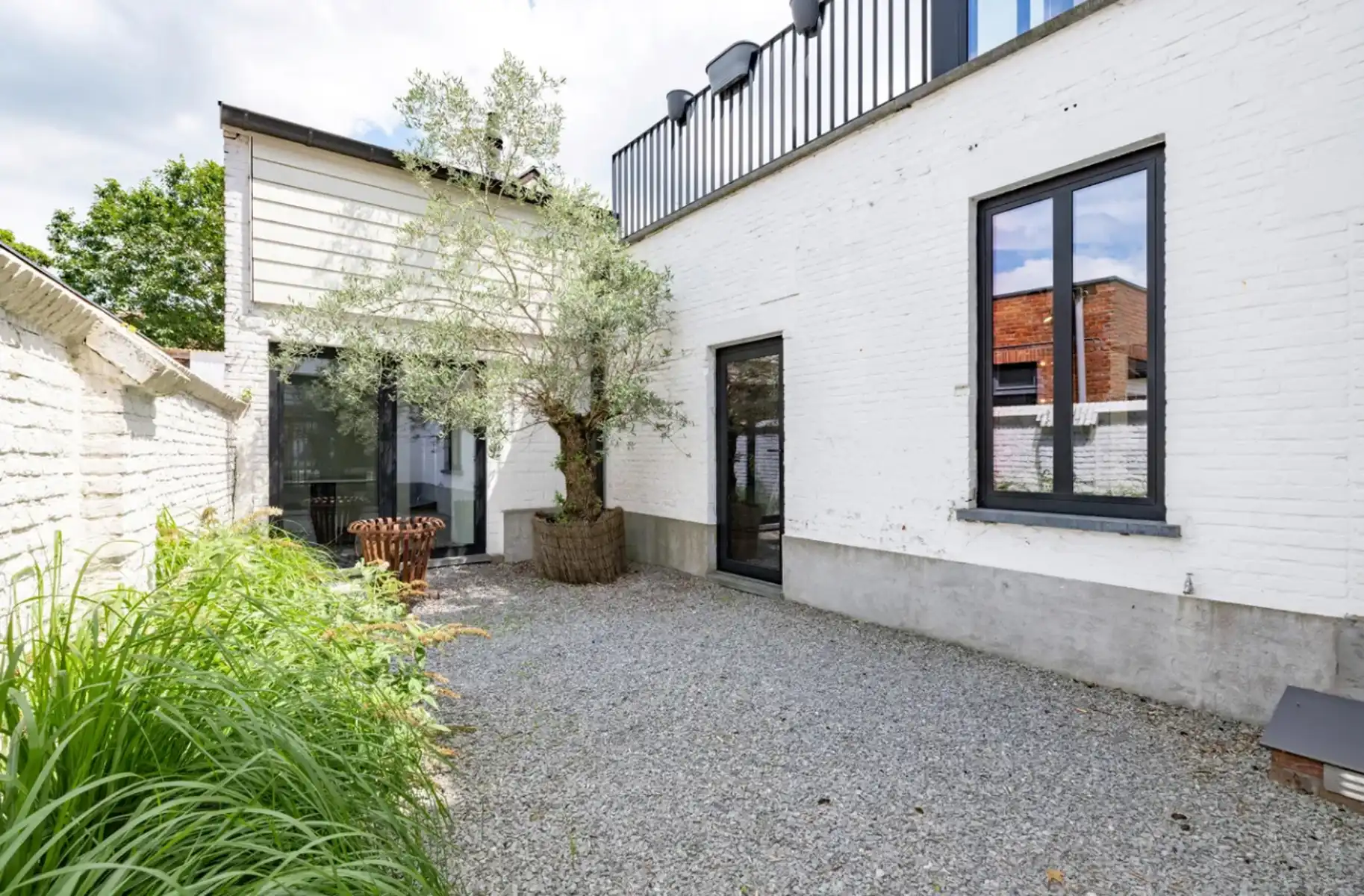Instapklare handelsruimte in hartje Oud-Turnhout foto 16