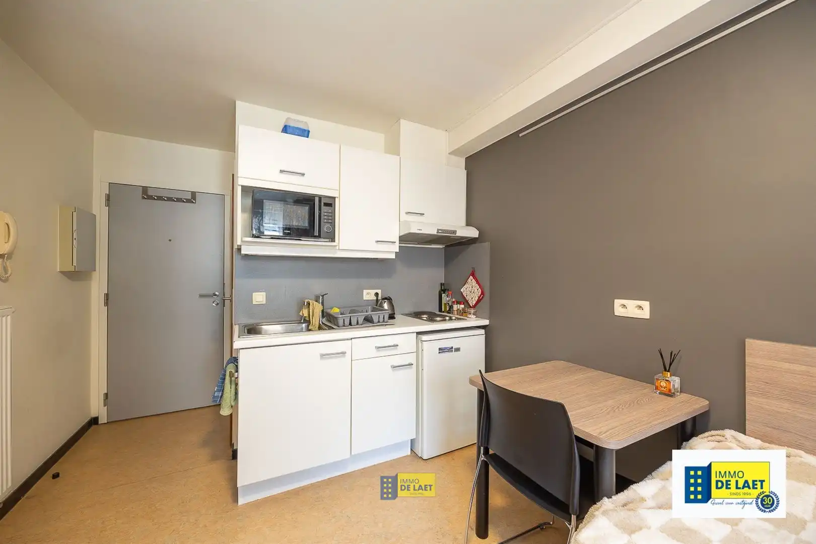Opbrengsteigendom met 9 vergunde studio's foto 19