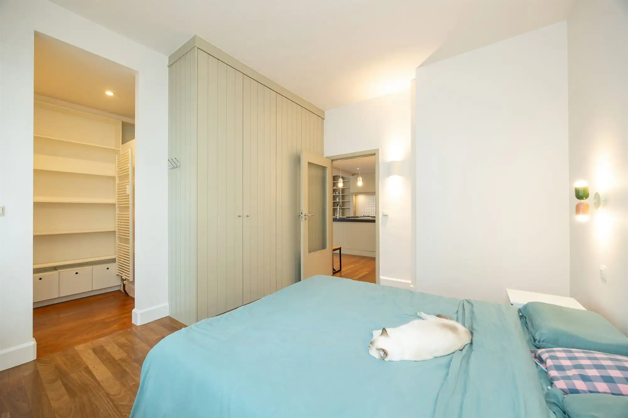 Instapklaar hoekappartement met terras foto 25
