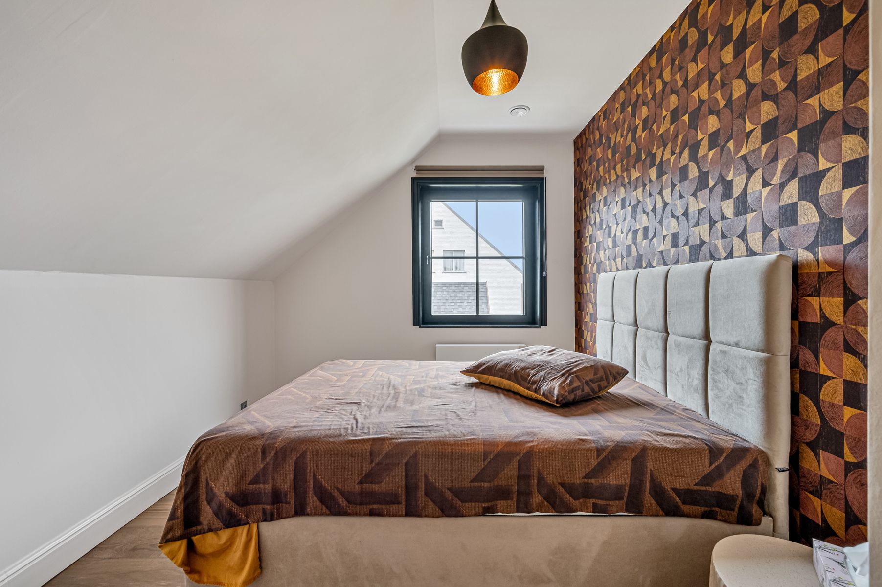 Recente (2020) open bebouwing met tuin en 3 slaapkamers foto 19