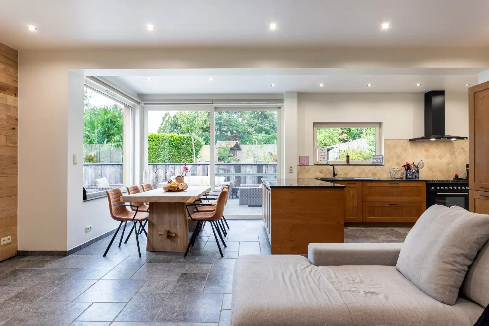 Charmante woning met 3 à 4 slpk en tuin te Halle foto 9