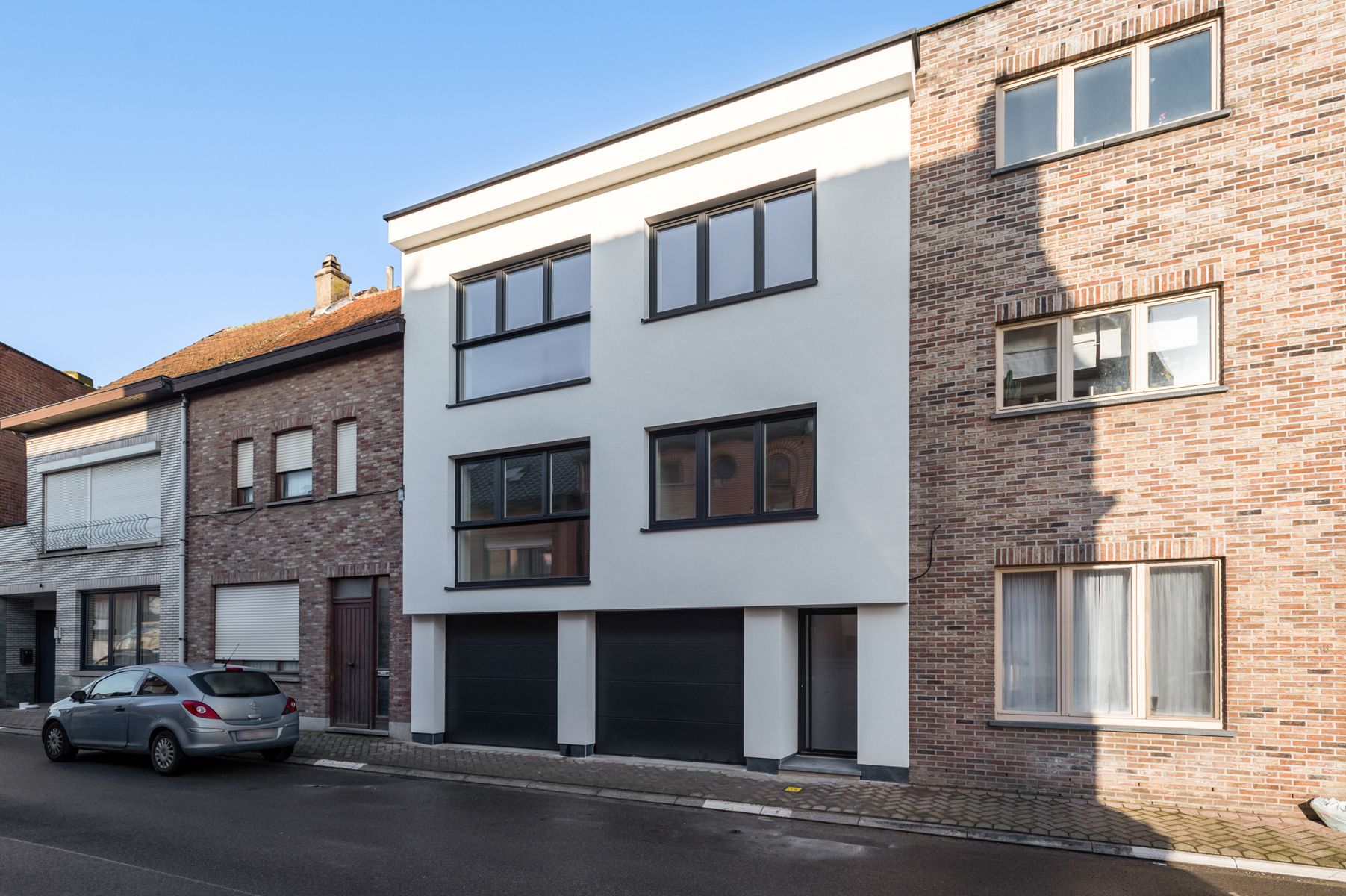 Gerenoveerd appartement te Merchtem! foto 2