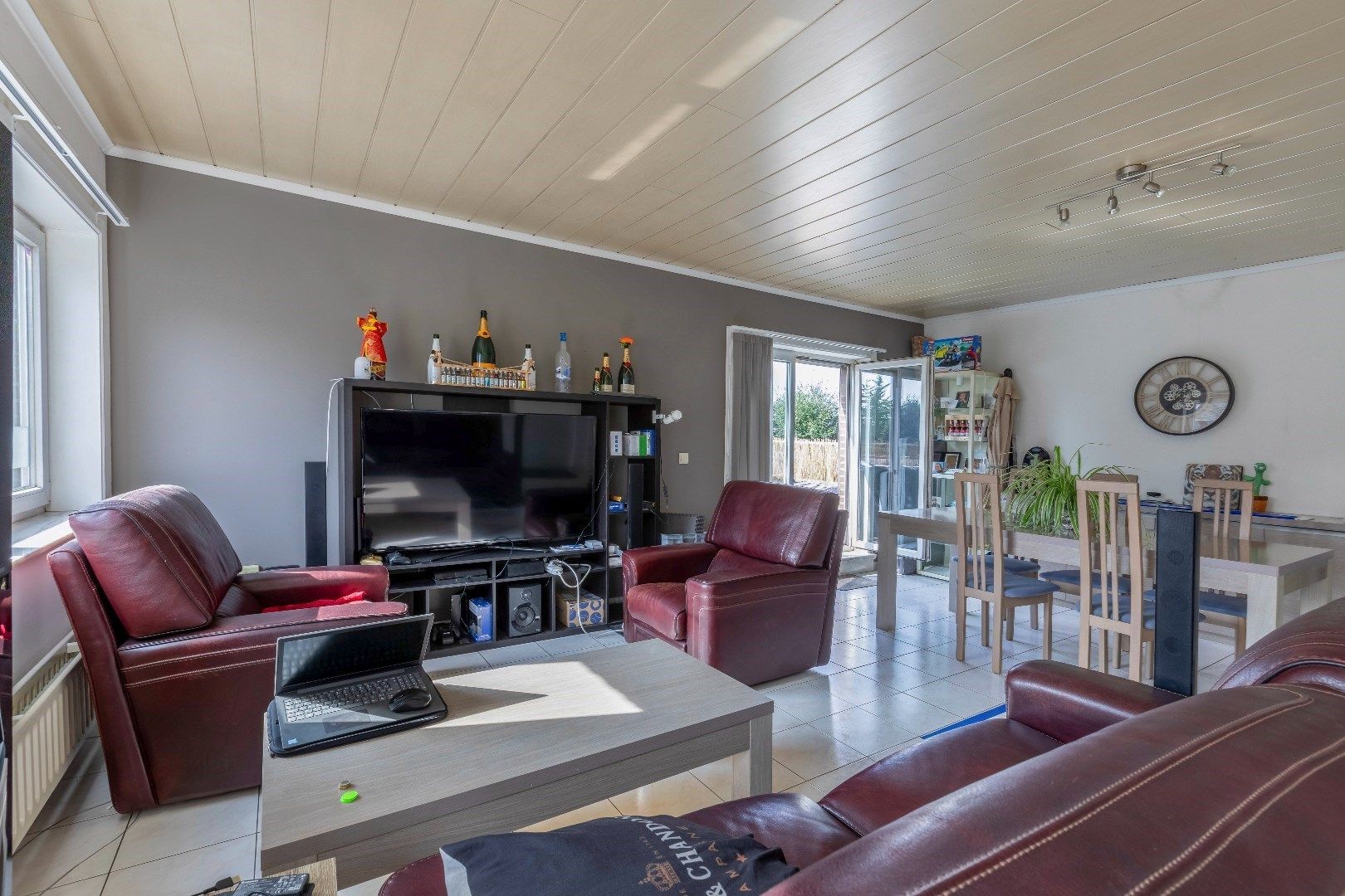 TOPPER ! Opbrengsteigendom met 2 appartementen en 2 garages  foto 7