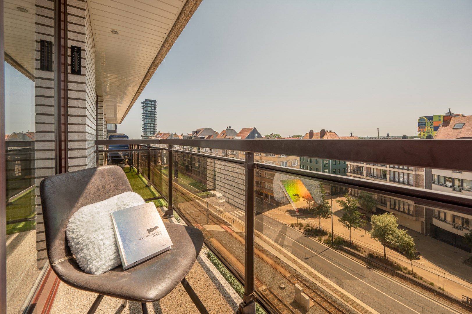 Instapklaar appartement met 2 slaapkamers en zonneterras foto 9
