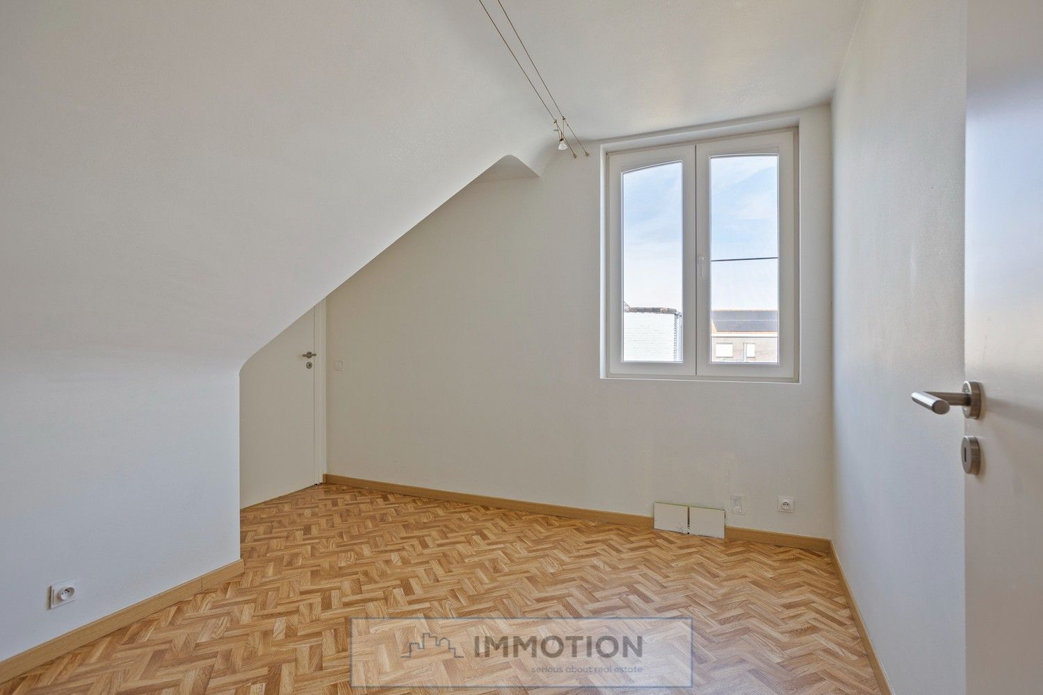 Landelijke villa – Rust en ruimte op 2.300 m² foto 39