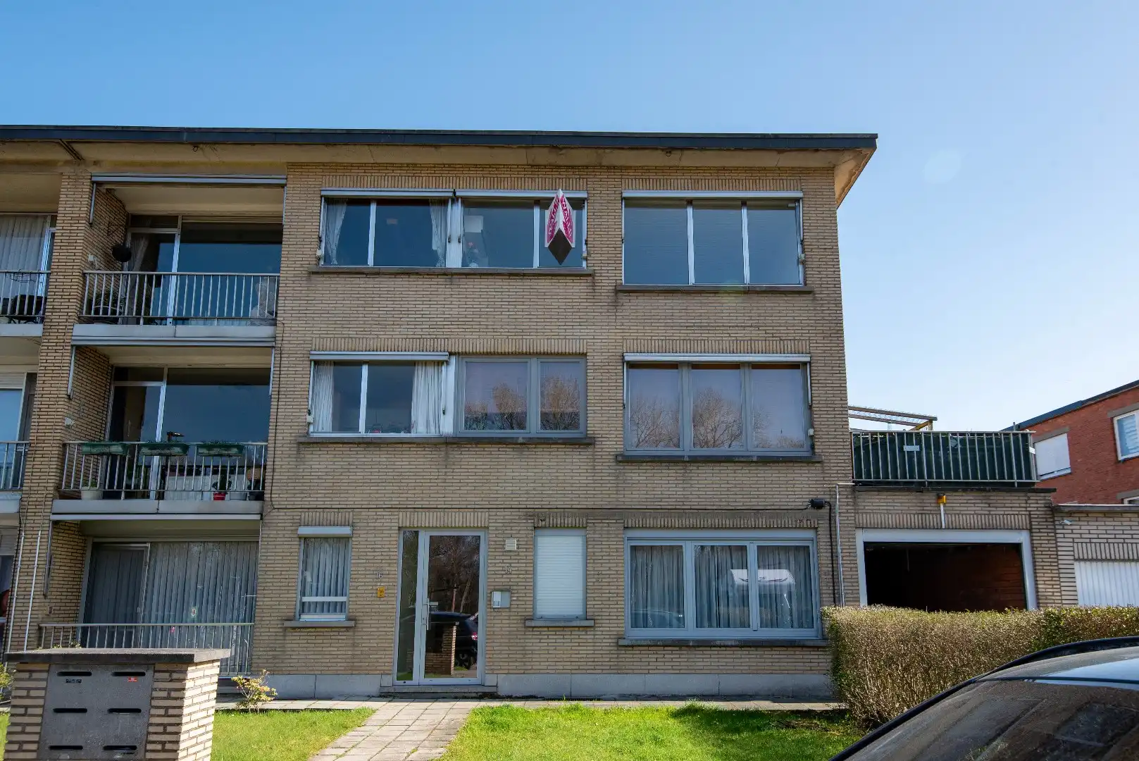 Appartement met 2 slpk., garage en rustgevend groen uitzicht foto 28