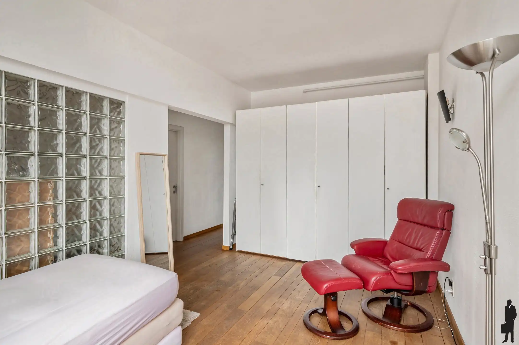 Lichtrijk 2-slaapkamerappartement op toplocatie in Antwerpen foto 12